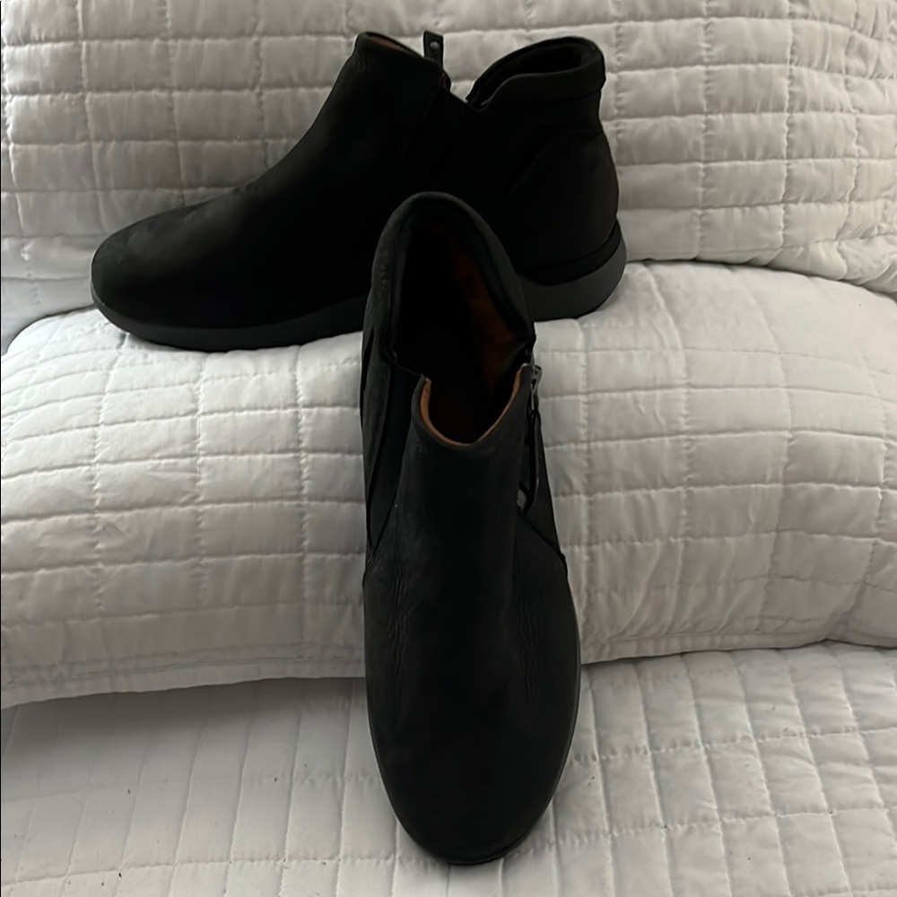 Cobb Hill by New Balance Black Ankle Boots
